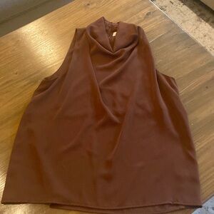 Entro halter cowl neck sleeveless top.